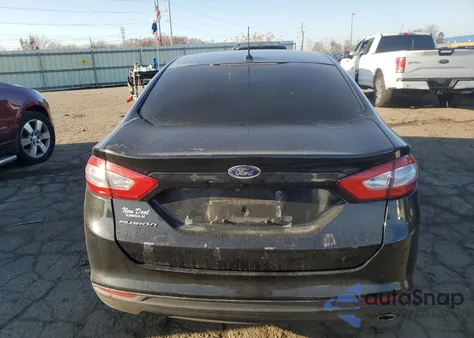 2016 Ford Fusion S z USA, uszkodzony, nr VIN 3FA6P0G79GR385762